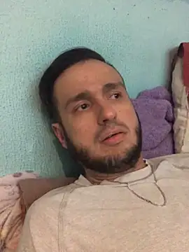 Snapshot of Alexitho25 chatting on 10/01/25, 10:32 Alexitho25 online show from 10/01/25, 10:32