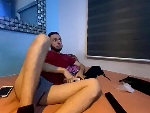 Snapshot of Alexitho25 chatting on 10/04/25, 09:07 Alexitho25 online show from 10/04/25, 09:07