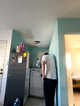 Snapshot of Alexitho25 chatting on 10/16/25, 10:00 Alexitho25 online show from 10/16/25, 10:00