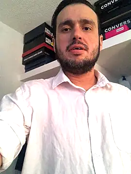 Snapshot of Alexitho25 chatting on 11/10/25, 10:09 Alexitho25 online show from 11/10/25, 10:09