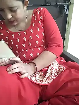 Snapshot of Diya-Sharmaa chatting on 10/06/25, 05:38 Diya-Sharmaa online show from 10/06/25, 05:38