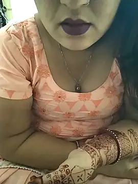 Snapshot of Diya-Sharmaa chatting on 10/11/25, 05:39 Diya-Sharmaa online show from 10/11/25, 05:39