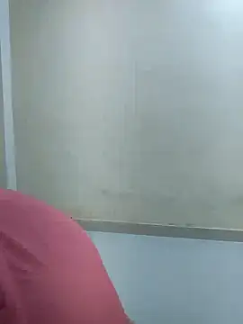 Snapshot of Diya-Sharmaa chatting on 10/14/25, 04:35 Diya-Sharmaa online show from 10/14/25, 04:35