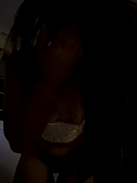 Mai lesandro online show from 11/21/25, 02:54