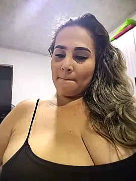 Snapshot of dayana2021 chatting on 11/08/25, 09:57 dayana2021 online show from 11/08/25, 09:57