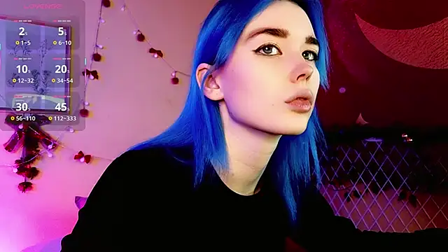 Snapshot of Kiara_Dream chatting on 12/17/25, 08:59 Kiara Dream online show from 12/17/25, 08:59