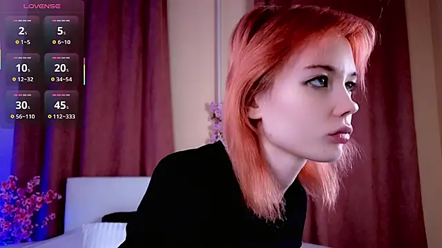 Snapshot of Kiara_Dream chatting on 03/15/26, 10:05 Kiara Dream online show from 03/15/26, 10:05
