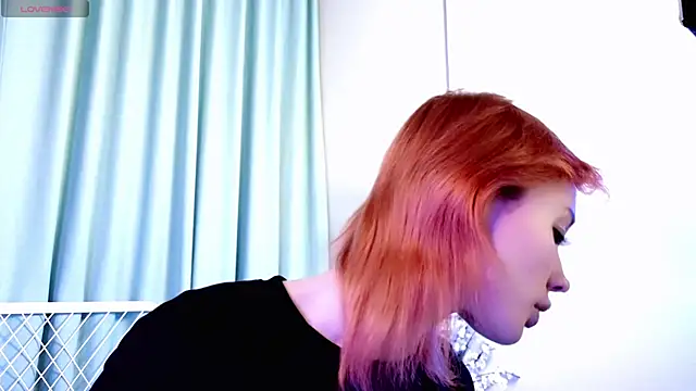 Snapshot of Kiara_Dream chatting on 03/23/26, 10:03 Kiara Dream online show from 03/23/26, 10:03