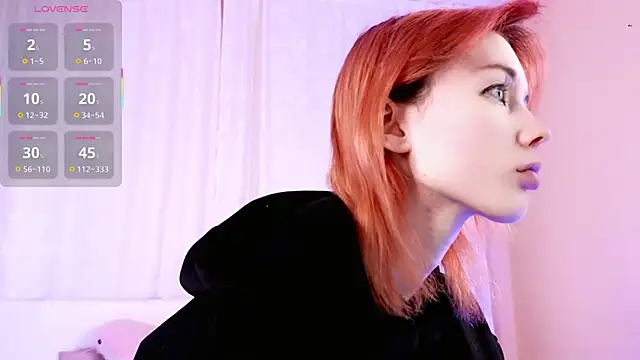 Snapshot of Kiara_Dream chatting on 04/14/26, 11:11 Kiara Dream online show from 04/14/26, 11:11