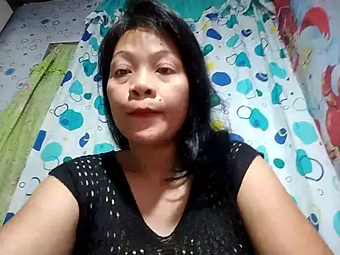 HottyElle online show from 03/25/26, 03:34