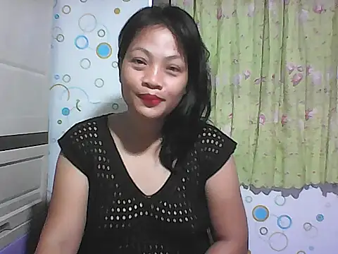 HottyElle online show from 04/24/26, 03:47