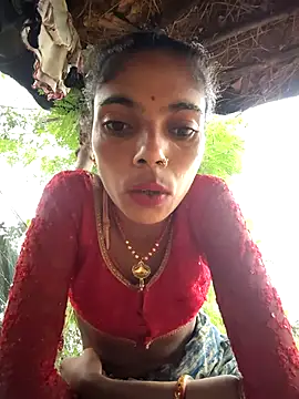 Snapshot of Sonam_mehta chatting on 10/28/25, 01:42 Sonam mehta online show from 10/28/25, 01:42