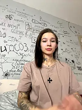 Snapshot of AsyaMiller chatting on 12/15/25, 08:35 AsyaMiller online show from 12/15/25, 08:35