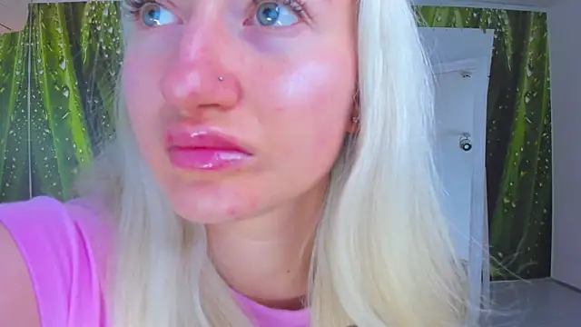 HollyTailors online show from 09/29/25, 05:23