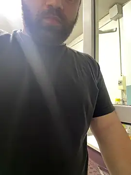 hardick582 online show from 10/21/25, 07:58