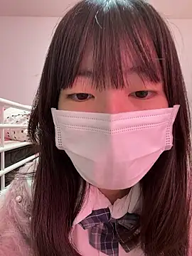 Snapshot of aonyan_7 chatting on 10/30/25, 12:12 aonyan 7 online show from 10/30/25, 12:12