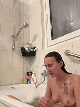 Emilia Mausi online show from 09/20/25, 06:53