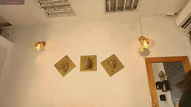Aleexiiaa online show from 07/18/26, 04:49