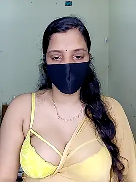 Rose-luckey online show from 11/20/25, 06:29