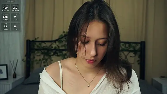 BeckyBurgh online show from 09/18/25, 05:37