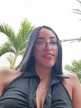 Snapshot of lissafeniix_ chatting on 11/19/25, 07:36 lissafeniix online show from 11/19/25, 07:36