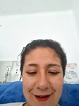 Snapshot of CAROLINE__07 chatting on 10/09/25, 07:01 CAROLINE 07 online show from 10/09/25, 07:01