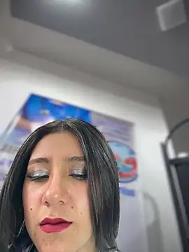 CAROLINE  07 online show from 06/05/26, 03:18