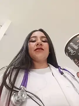CAROLINE  07 online show from 06/06/26, 04:44