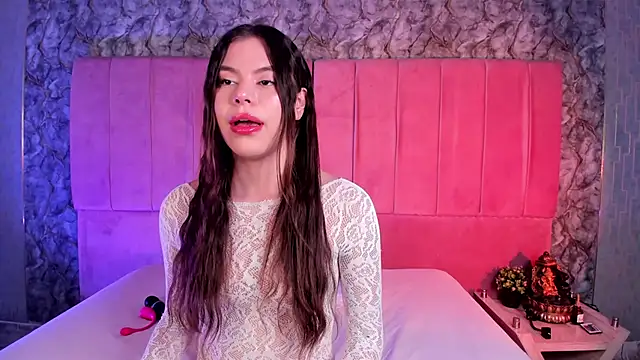 Snapshot of IrinaMonroee chatting on 11/06/25, 12:55 IrinaMonroee online show from 11/06/25, 12:55