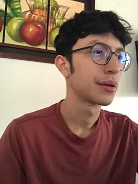 Snapshot of Kevintdx chatting on 11/30/25, 05:39 Kevintdx online show from 11/30/25, 05:39