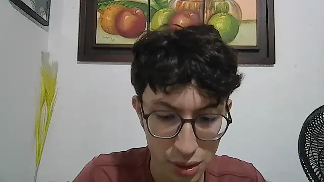 Snapshot of Kevintdx chatting on 12/05/25, 02:20 Kevintdx online show from 12/05/25, 02:20