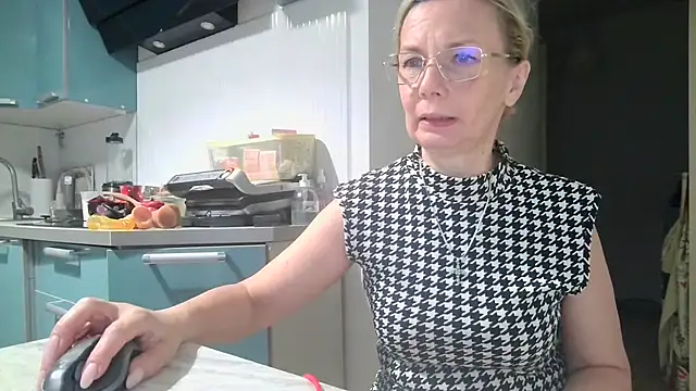 Sweetmurrr online show from 07/29/26, 12:53