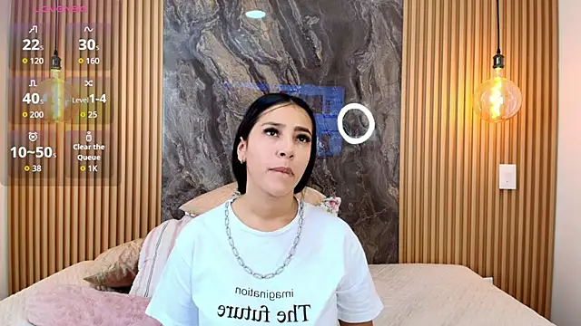 Alana-Jones online show from 11/11/25, 02:39