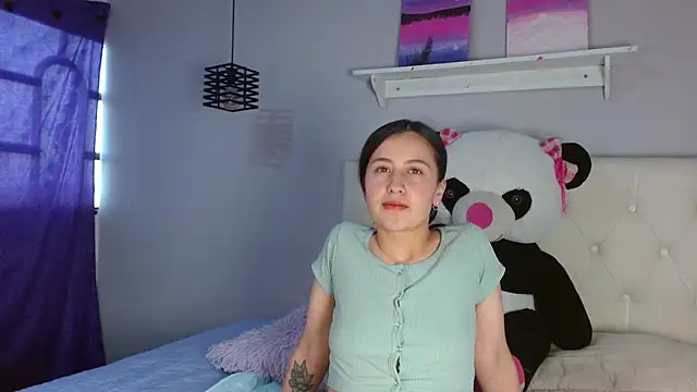 Zaaida  online show from 10/22/25, 01:44