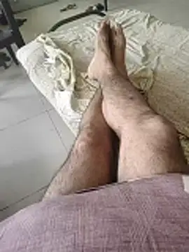 monty935 online show from 10/27/25, 04:16