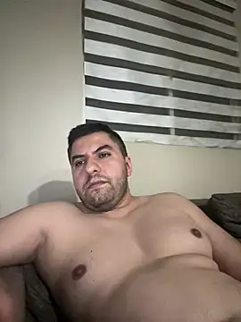 raulgzz4 online show from 06/23/26, 03:59