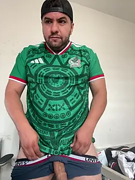 raulgzz4 online show from 07/07/26, 03:27