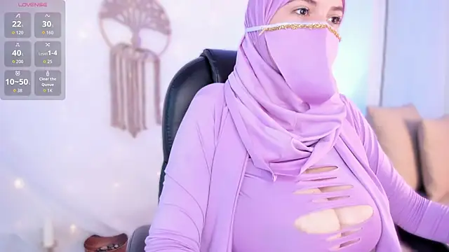 Snapshot of salma_isawwii chatting on 11/02/25, 02:08 salma isawwii online show from 11/02/25, 02:08