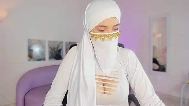 Snapshot of salma_isawwii chatting on 04/15/26, 03:19 salma isawwii online show from 04/15/26, 03:19