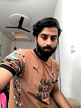 hottestboy03 online show from 10/17/25, 06:16