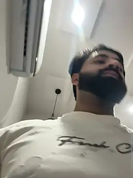 hottestboy03 online show from 07/18/26, 04:27