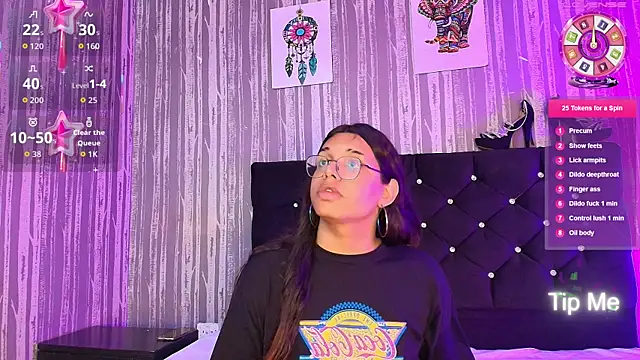 Hailey johnsonn online show from 09/29/25, 11:48