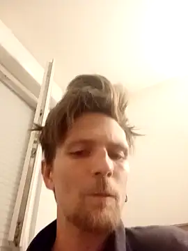 AcquiredCompound online show from 10/27/25, 06:23