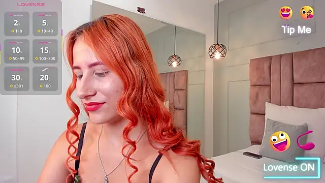 saray marquez online show from 11/12/25, 11:54