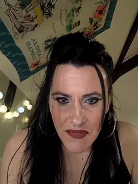 Snapshot of Sosso19squirt chatting on 12/20/25, 09:33 Sosso19squirt online show from 12/20/25, 09:33