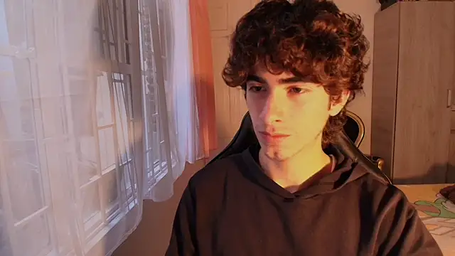 Nude Boy18 online show from 10/10/25, 09:36