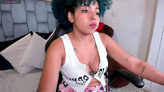 momo ayasse online show from 09/15/25, 01:49