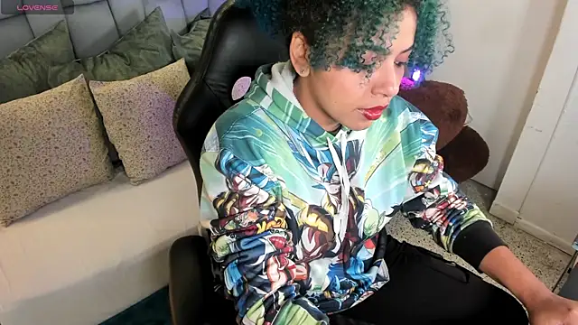 momo ayasse online show from 09/20/25, 12:39