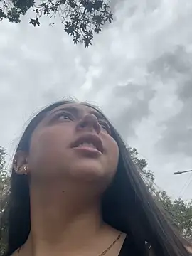 Dulce 1408 online show from 10/03/25, 03:53