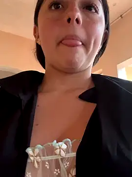 Dulce 1408 online show from 10/28/25, 07:16